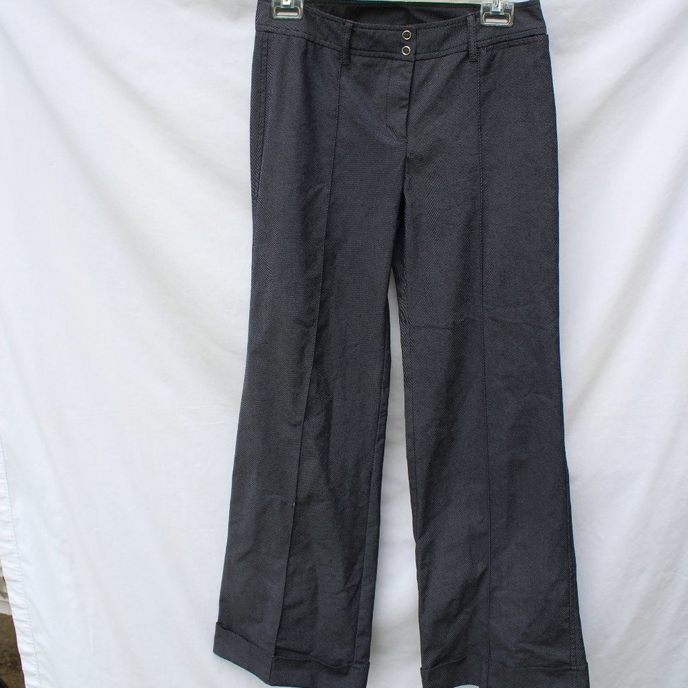 Juniors Express Navy Pin Stripe Pants Sz 3/4